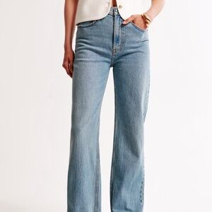 Abercrombie & Fitch ‘90 Relaxed Jeans High Rise 28